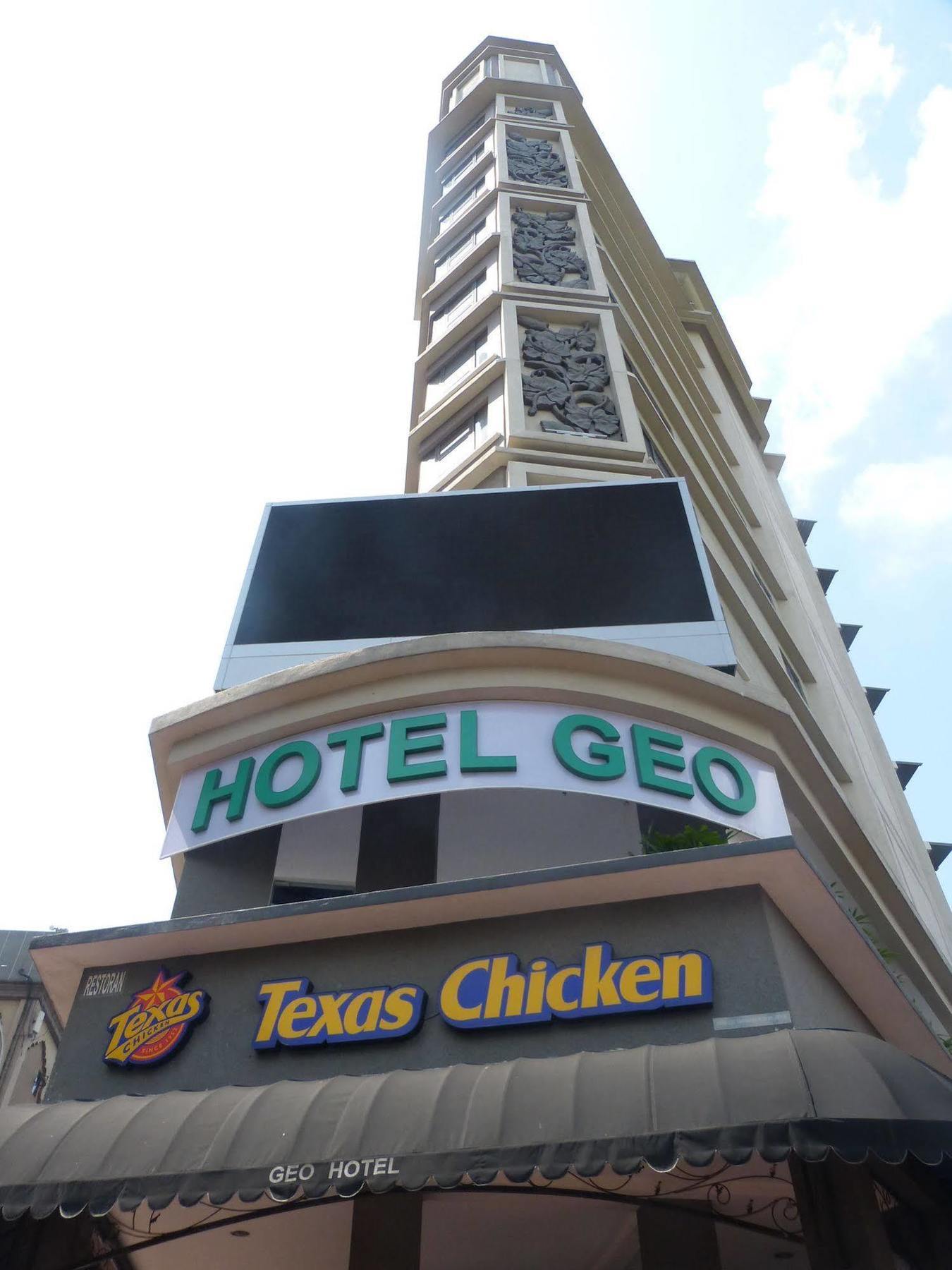 Travelodge Chinatown 4*